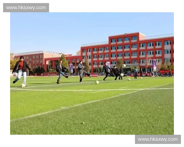 打造激情四溢的足球盛宴以团队竞技为核心的校园足球联赛盛大开幕